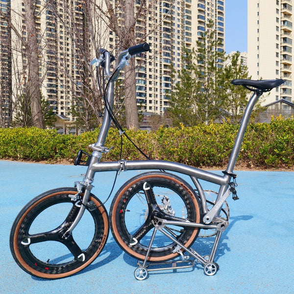 7 speedfull aero titanium brompton bike with carbon wheelsets  raw silver hand-brushed