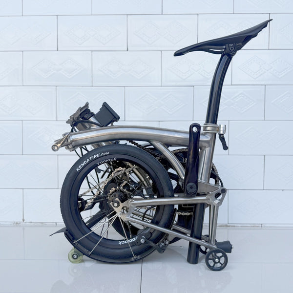 Comeplay Hexati 14" Titanium Tri-Fold Folding Bike – 7.3kg Ultralight Commuter | 3-Speed, M/P/H Stem Options, Like Brompton