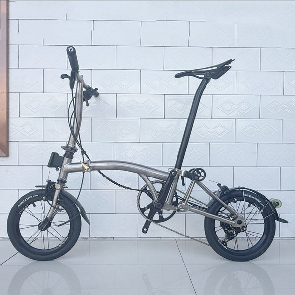 Comeplay Hexati 14" Titanium Tri-Fold Folding Bike – 7.3kg Ultralight Commuter | 3-Speed, M/P/H Stem Options, Like Brompton
