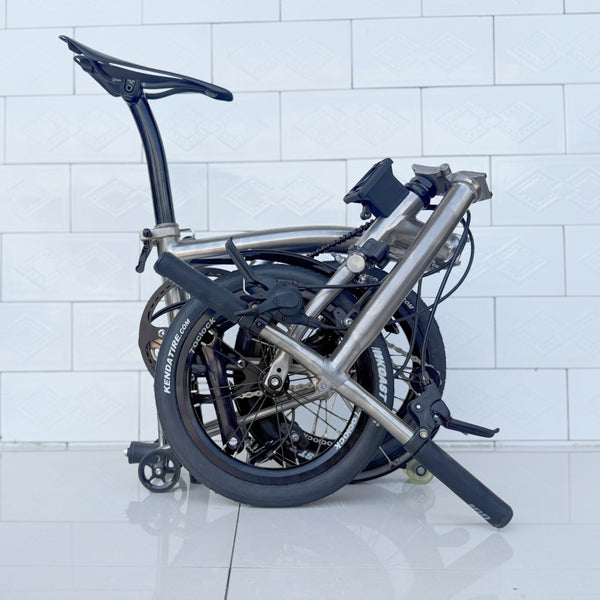Comeplay Hexati 14" Titanium Tri-Fold Folding Bike – 7.3kg Ultralight Commuter | 3-Speed, M/P/H Stem Options, Like Brompton