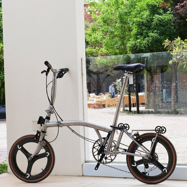 7 speed matte grey full titanium brompton.