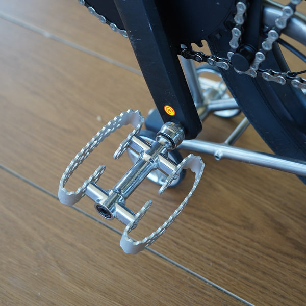 Ultra-Light Double Quick Release Tiny Bubbly Pedals for Brompton G Line 341g – Titanium Spindle, Titanium adapter, Wide Platform