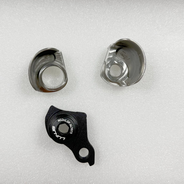 Titanium UDH Flanged 12mm Rear Dropout – Replaceable Hanger, M12×1.5 Thread