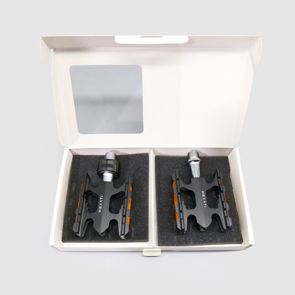 hexati Left-Side Quick-Release Pedals – 275.5g – Nylon Composite Body with Chromoly Steel Axle – Safety Reflectors Included