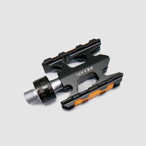 hexati Left-Side Quick-Release Pedals – 275.5g – Nylon Composite Body with Chromoly Steel Axle – Safety Reflectors Included